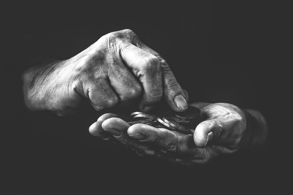 poverty 4561704 1280.jpg